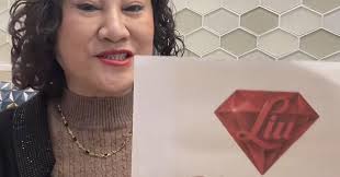 B.C. billionaire signs deal to buy 28 Hudson's Bay leases