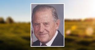 Evelyn Brubaker's Instagram, Twitter & Facebook