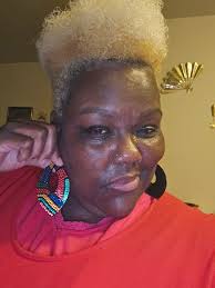 My Cozy Corner! ..it's all thrifted 🙌