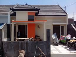 Memiliki lingkungan bersih asri, hunian ini dilengkapi semi fully furnished, 2 kamar tidur, 1 kamar mandi, serta lahan parkir. Rumah Dijual Di Malang Harga 50 Juta Icon Rumah