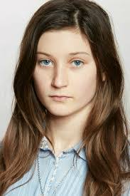 Abbey Saunders's Instagram, Twitter & Facebook