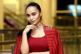 Mereka sering bermain di sawah dan ladang, mencari siput, ikan, udang, dan membakar singkong atau ubi di ladang. Kalau Ada Jodoh Memang Nak Terus Kahwin Kilafairy Mahu Ikut Jejak Ibu Kahwin Usia 30 Tahun Hiburan Mstar