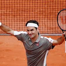 Lorenzo sonego ao 2018 turno finale qualif. Roger Federer Wins First Round Of French Open 2019 Photogallery Etimes