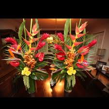 Tropical Wedding Ceremony Arrangements Private Residence San Clemente Ca Tropical Flower Arrangements Tropical Floral Arrangements Tropical Centerpieces