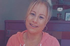 Fundraiser for Edna Rios by Thalie Rios : Help for me and my mother.