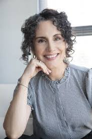 Dennis Robles's Instagram, Twitter & Facebook