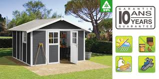 L'abri de jardin pvc grofillex déco 4,9 est résistant aux intempéries et est équipé d'une porte fermant à clé, afin de protéger tout ce que vous pouvez y ranger. Abri De Jardin Pvc Veranda Et Abri Jardin