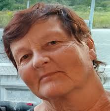 Toilet paper roll bunnies turn recycling into colorful Easter fun See more  : https://mideas.co/iDFZN