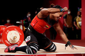 Mercedes are trailing in both the driver and team standings with max verstappen 32 points clear of reigning formula one world champion hamilton after nine races. Yfa2mcun9rfk9m