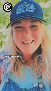 Calling all my pplzzzzz 📞ringgg ringgg!!! #creative #artist #indianaartist  #indianacreatives #indianamusicians #indianapoets #indiana