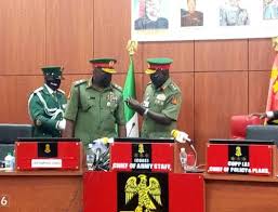 As the highest ranking officer assigned to serve in the department of the army. Buratai Hands Over To New Army Chief Attahiruthisdaylive