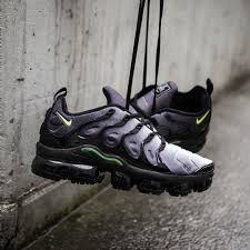 Insidesneakers Nike Air Vapormax Plus Black Dark Grey 924453 009 Sneakers Men Fashion Running Shoes For Men Sneakers Fashion