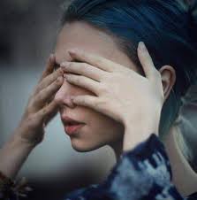 فكتوريا يست من النوع المزاجي لا أستطيع وصفها بذلك في حال Hands Blog Posts