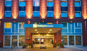 The inn offers a delicious buffet breakfast served daily. Hotel Holiday Inn Express Berlin City Centre West Tiergarten Berlin Hotelopia