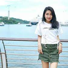 Gambar tersebut bisa anda unduh langsung, caranya silahkan klik pada gambar atau klik tombol download now dibawah gambar yang anda inginkan. Mentahan Quotes Wanita Cantik