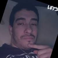 100+ perfiles de «Lapido»