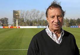 Argentine association football player and manager. Golazo On Twitter World Cup Winning Coach Carlos Bilardo Was Rushed Into Hospital After Passing Out He Remains Under Observation Fuerzabilardo Fuerzanarigon Https T Co Vhfepxourv
