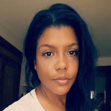 Meant to post this the other day. A few days late, but the message still  stands. Be the reason someone smiles today…or even tomorrow. Sending love  to my IG fam. #blesssingsabound ✌🏿✌🏿❤️❤️✊🏿✊🏿🙏🏿🙏🏿🙏🏿