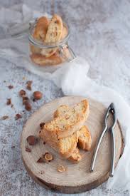 Tozzetti di nocciole e cioccolato fondente (17 voti), (1), (19) dessert facile 30 min 20 min ingredienti: Tozzetti Viterbesi Alle Nocciole Ricetta Originale Della Tuscia