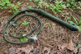 Push the work to the tip of the handle and put the second ten foot cord through the loop halfway. Jake Makes 6 Foot Paracord Bullwhip