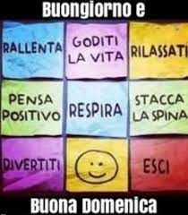 Una meravigliosa immagine con un campo fiorito e una frase molto affettuosa per salutare l'arrivo della primavera. 133 Immagini E Frasi Gratis Di Buona Domenica Immagini Gratis