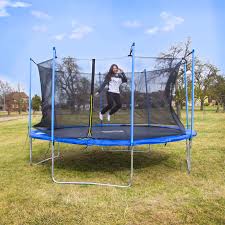 Gartentrampolin ratgeber & vergleich 2021. Riesen Trampolin Gartentrampolin Xxl 426 Cm Mit Sicherheitsnetz Stabilo Mehr Als Nur Baumarkt