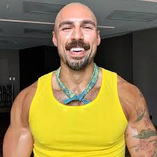 Kenneth Ferrer (@kendorphins) • Instagram photos and videos