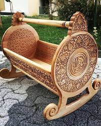 dogal ahsap el oymasi selcuklu ve ozbek motifli geleneksel besik son dokunuslarda yapildi cok sukur victorian furniture baby furniture woodworking furniture