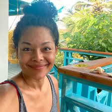 Sara Lueddeke-Digital Creator (@saralueddeke) · Instagram 照片和视频