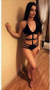 الراقصة جوهرة بالبكيني مثيرة (10 صور) - الفن والجمال