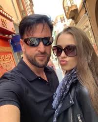 Michael Wendler Feierte Seinen Geburtstag Mit Seiner Freundin Laura Muller Promi News Promis Michael Wendler