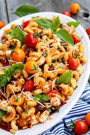 Freshen up leftovers by serving it over spinach, or with chunks of rotisserie chicken. Sun Dried Tomato Pasta A Farmgirl S Dabbles