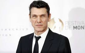 Star de la série « crossing lines », marc lavoine est un homme comblé aussi bien dans sa vie professionnelle que dans sa vie privée. Simon Lavoine Fils Aine Du Chanteur Marc Lavoine