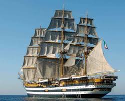 Amerigo vespucci carries out mainly two kinds of activity: La Nave Scuola Amerigo Vespucci A Largo Di Citara Il Dispari Quotidiano