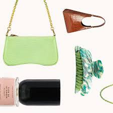 This best friend day, you can also get a tech gift for her. 62 Best Friend Gifts For 2021 Unique Bff Gift Ideas