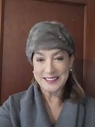 Debra Schnitzer's Instagram, Twitter & Facebook