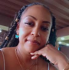 where to buy real roses?