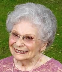 Wendy Lind's Instagram, Twitter & Facebook