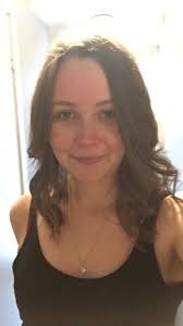 Is the Facebook Messenger icon blue color changing?