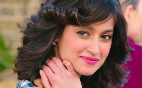 Tere Sang Yaara Lyrics Rustom Atif Aslam Bollywood Celebrities Beautiful Bollywood Actress Ileana D Cruz