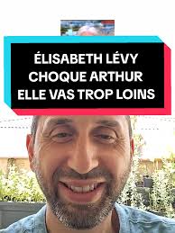 Élisabeth Lévy choque Arthur et dérape avec Pascal Praud