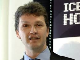 Neil taking his time over new head coach