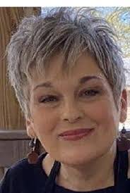 Jill Tate's Instagram, Twitter & Facebook