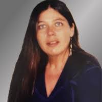 Laurie Bateman's Instagram, Twitter & Facebook