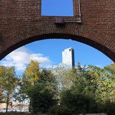 The name prospect lefferts gardens was created in 1968 by the prospect lefferts gardens neighborhood association (plgna). Photos At The Max Family Garden Dumbo Brooklyn Ny