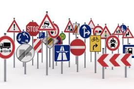 Verkehrszeichen in deutschland sind teil der staatlichen straßenausstattung und dienen der während gefahrzeichen und richtzeichen nur informationen enthalten, die ein bestimmtes fahrverhalten empfehlen, jedoch nicht vorschreiben. Verkehrszeichen In Deutschland 2021 Bedeutung Und Ubersicht