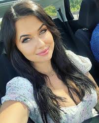 USA Divorced Woman For Friendship