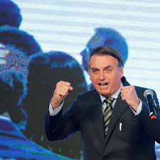Typically, an approval rating is based on responses to a poll in which a sample of people are asked to evaluate the overall administration of the. Amazonas Jair Bolsonaro Beschuldigt Umweltschutzer Der Brandstiftung Der Spiegel