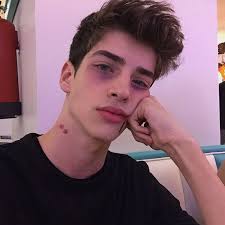 kitty Simmons (nazhayah2008)