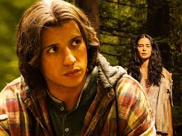 The Trees Are Screaming”: What Travis' Visions Mean & What Lottie Is Making  Him Eat In Yellowjackets Season 3